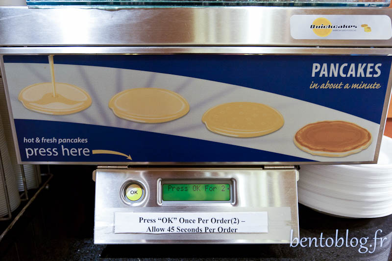 Trouvaille du Canada : la machine à pancakes ! - Lecture, cuisine et  photographie